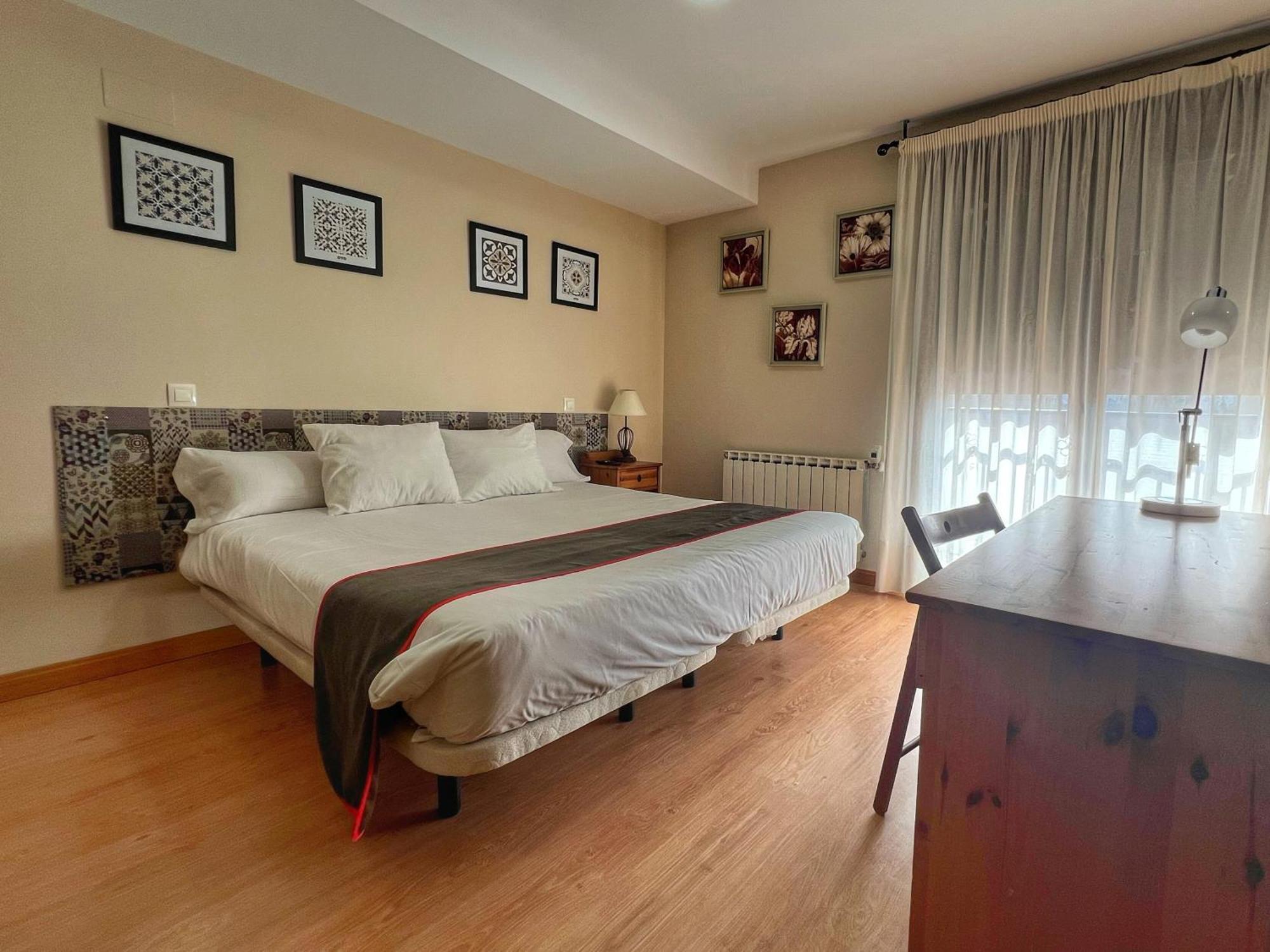 Hostal La Colmena Vicolozano Bagian luar foto
